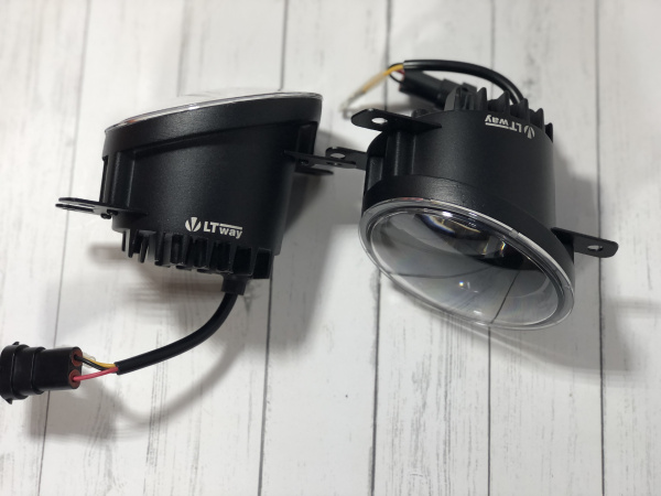 Светодиодные ПТФ LightWay Toyota 30W AFL2512G-W/Y (белые/желтые)  – цена, описание и отзывы — фото